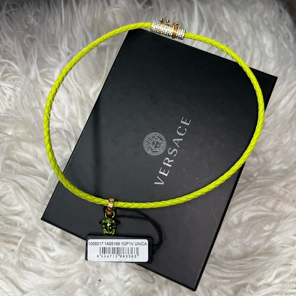 VERSACE
Medusa braided leather and gold-tone necklace - Picture 4 of 9